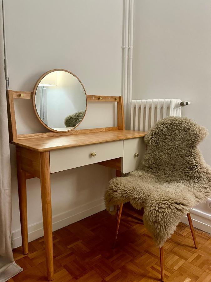Modern Apartment Near The Eiffel Tower, 45M Παρίσι Εξωτερικό φωτογραφία
